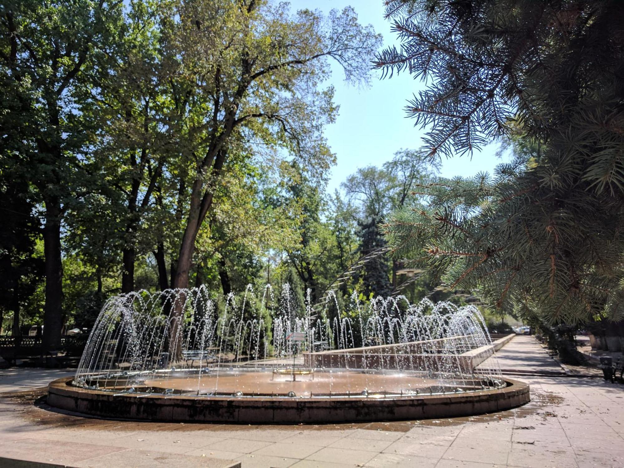 Opera Apartments אלמטי מראה חיצוני תמונה